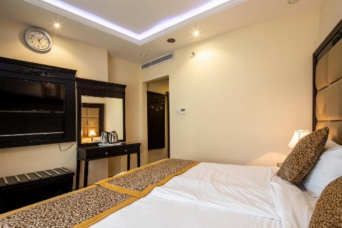 Kyona Alaziziyah image 25